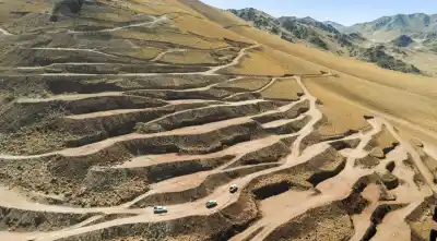 Hallazgo en Cerro Viejo: oro cerca de la superficie y cobre en profundidad