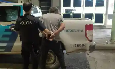 Operativo cerrojo en Bahía Blanca: detienen a un hombre tras una brutal agresión y hallan un arsenal en su camioneta