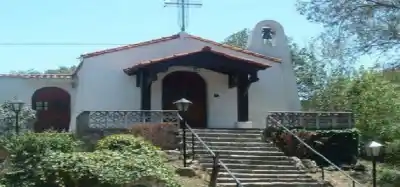La Serranita se viste de fiesta: el pueblo celebra su día con procesión, peña y un sorteo especial