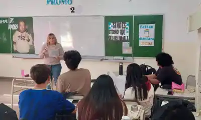 Estudiantes de Rawson se forman para convertir sus proyectos solidarios en emprendimientos