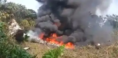Colombia en shock: Avión militar con más de 100 soldados se desploma tras despegar