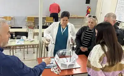 El curso en Adrogué que prepara a los cirujanos para no quedar afuera del sistema