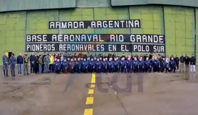 Un hito en Río Grande: 50 jóvenes arrancan su formación en la Base Aeronaval
