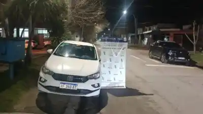 Golpearon a un remisero para robarle el auto: la persecución terminó con dos detenidos menores de edad