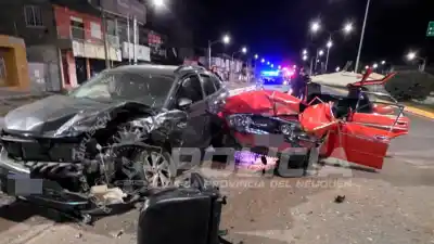 Se cruzó de carril en la ruta 22 y el rescate se volvió tenso: qué pasó después con su alcoholemia
