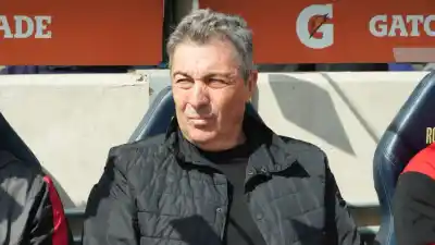 El desahogo de Kudelka tras el empate agónico en el clásico: "Lo conseguimos con coraje"