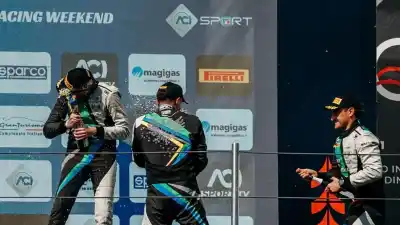 El neuquino que no para de sumar podios en Italia: su nueva hazaña en Imola