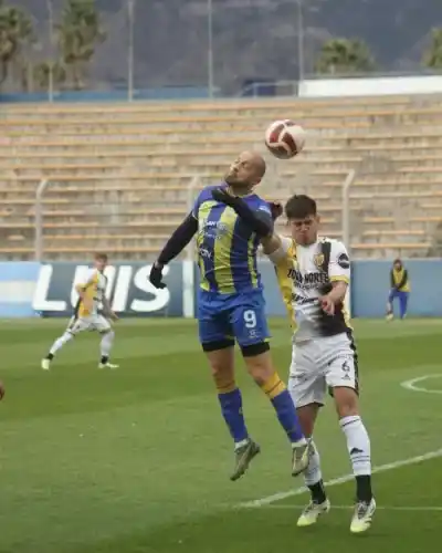 Juventud ganó una final y quedó a un empate de la salvación