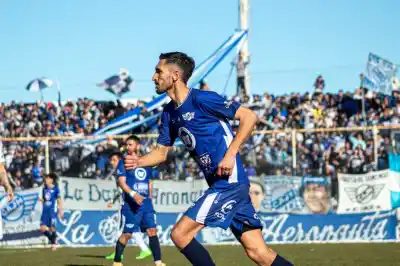El Lobo no afloja: venció a Huracán y ya piensa en el duelo con la CAI
