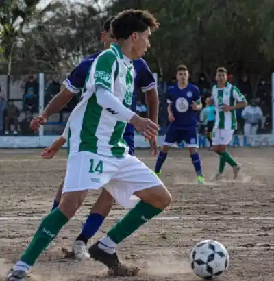 El Bodeguero hizo historia en su debut y amargó a Desamparados