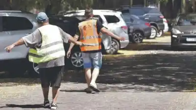 El drama de los clientes en Perico: los 'trapitos' que nadie frena