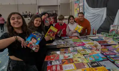 La Feria del Libro de Rawson cerró su cuarta edición y dejó un dato que ilusiona