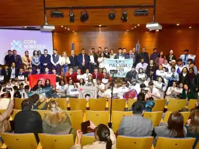El colegio que venció en la Copa Robótica y ya sueña con el nacional