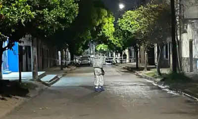 Una mujer de 79 años llamó a su hijo tras un disparo: la víctima era su esposo