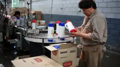 Polémica en redes: La empresa que bajó precios tras despedir trabajadores y su respuesta que dividió a la Argentina