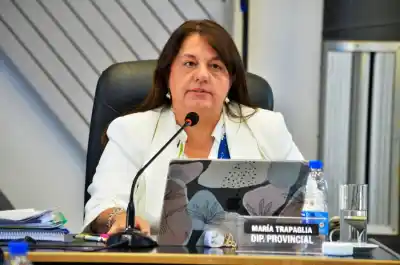 Quieren derogar la ley que impide abrir los domingos en La Pampa: qué pasaría con los comercios