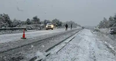 El frío extremo complica las rutas de Salta: qué caminos exigen cadenas obligatorias