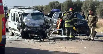 Choque frontal en Maipú: un hombre quedó atrapado y hubo que cortar la ruta