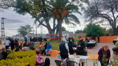 Frías celebró sus 152 años con una feria que reunió a emprendedores de todas las edades