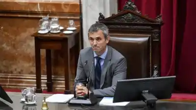 Menem a los empresarios: "Jueguen, no esperen" y anticipó la reelección de Milei
