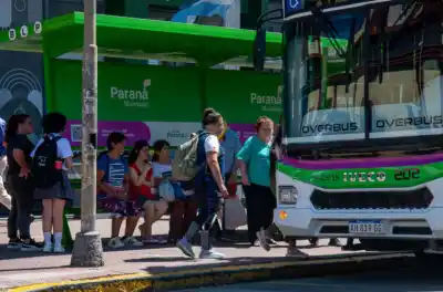Obras en calle Córdoba: cambian el recorrido de dos líneas de colectivo