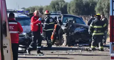 Chocaron de frente en la Ruta 60 y un nene terminó de urgencia en el Notti
