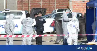 Encontraron a una beba sin vida en una bolsa de residuos y un perro destrozó la escena