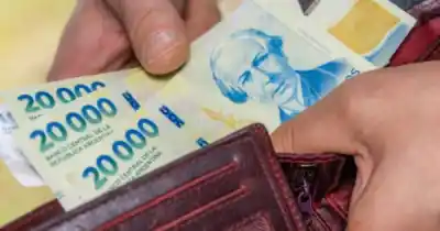 Sin sueldos y sin fecha de pago: dos gremios paralizan un municipio de Santa Cruz