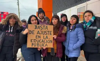 SUTEF no levanta el paro y el Gobierno lo citó a una reunión clave