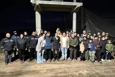 54 familias de San Patricio del Chañar ya tienen luz: la obra que destrabó un barrio
