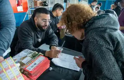 Jubilados del interior: comenzó la entrega de un beneficio que esperan más de 98.000