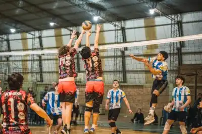 Más de 1.000 jugadores coparon Alem: el torneo que mueve la ciudad