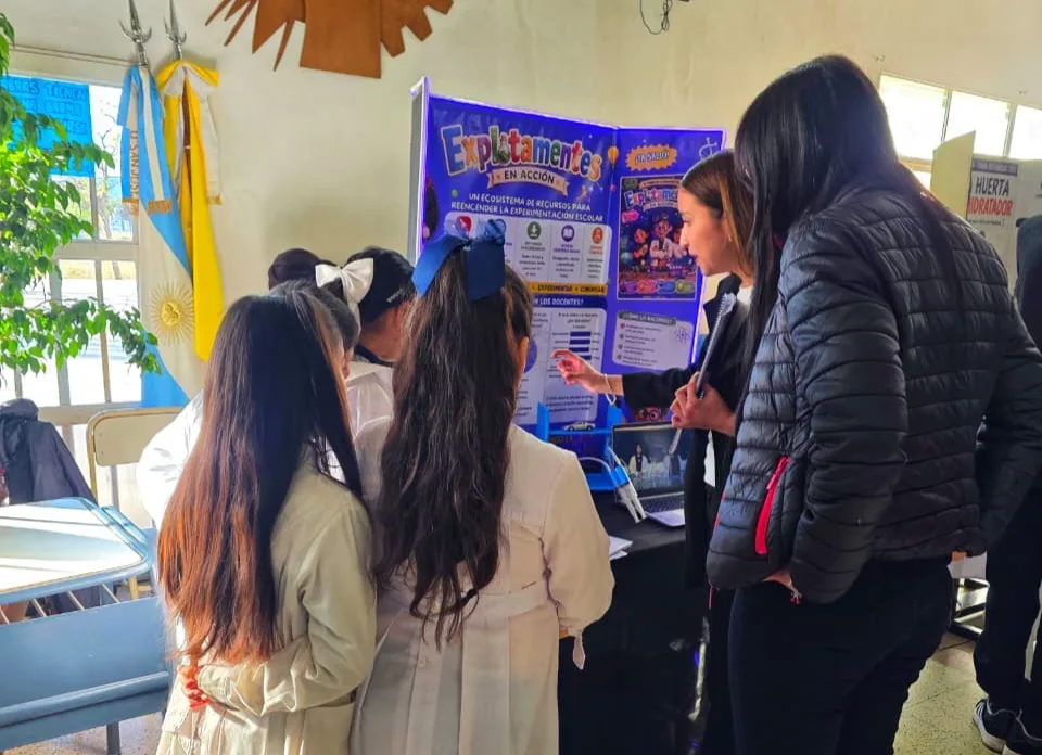 Una idea nacida en un aula de Quines llegó a la Feria de Ciencias nacional