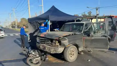 Murió un joven en un choque en Rawson: quién es el conductor de la camioneta