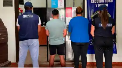 Detienen a un penitenciario y su pareja en Los Telares: la trama de estafa que usaba a sus compañeros como carnada