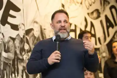 José Glinski confirmó su candidatura a gobernador y metió presión sobre Juan Pablo Luque