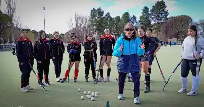 Dos campeonas del mundo en Tunuyán: la clínica que reunió a los clubes del departamento