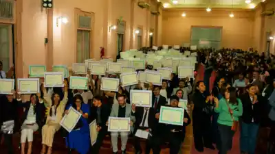 Emoción en la UNCA: más de 130 graduados recibieron su diploma