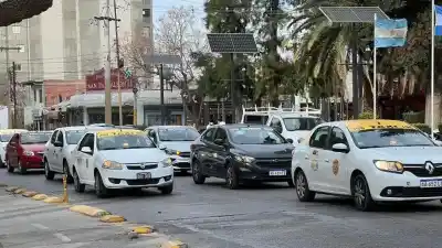 Transporte por apps en San Juan: los requisitos que deberán cumplir choferes y autos para debutar