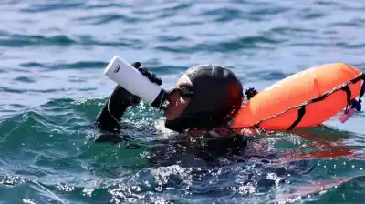 Un argentino se enfrentó a las aguas más heladas del planeta y lo que logró es historia