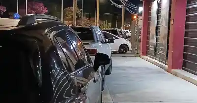 Otra vez el mismo problema en la rotonda del CAPE: ahora ocuparon todas las veredas