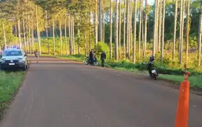 Encontraron a un motociclista sin vida al costado de la ruta en Caraguatay