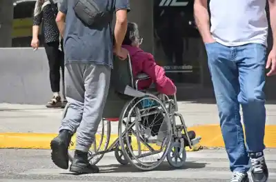Buscan que los empleados públicos de Neuquén puedan cuidar a un familiar con discapacidad