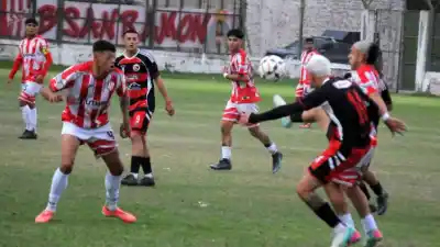 El líder que sorprendió y el que manda sin ganar: así quedó la tabla del Regional