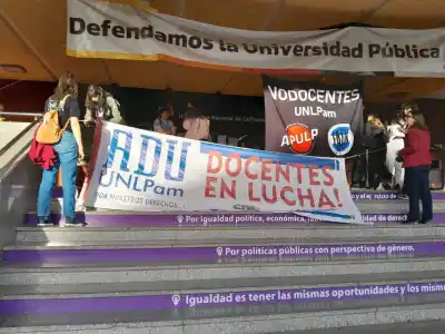 La UNLPam se queda sin clases este martes: qué reclaman docentes y nodocentes