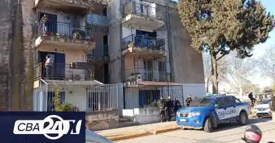 Una mujer de 72 años fue hallada muerta en su casa y un joven quedó detenido