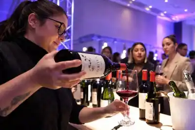 Vinos neuquinos, gastronomía local y música: la cita que une a Villa La Angostura con las bodegas
