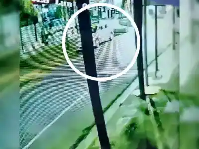 Se despertó con un intruso adentro de su casa y lo que hicieron las cámaras destapó todo