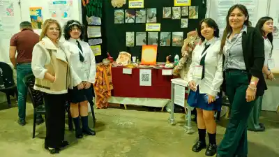 Cáscaras de huevo convertidas en arte: el proyecto santiagueño que llegó a la Feria de Ciencias nacional