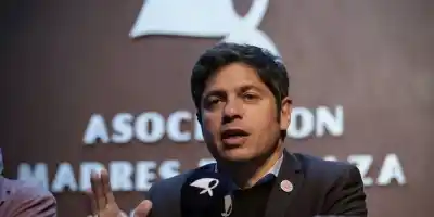 Kicillof lanza una advertencia contundente al cumplirse 50 años del Golpe: “No fue solo una tragedia represiva”